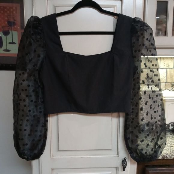 Nasty Gal Square Did You Go Spotty Crop Top - Picture 5 of 13